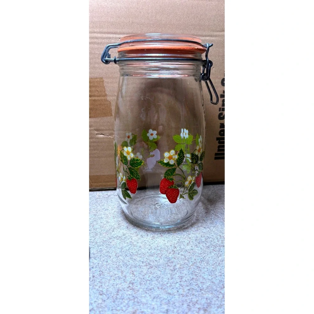 Arc France Strawberry Glass Canister 1.5L Clear Good Vintage Swing Top Jar